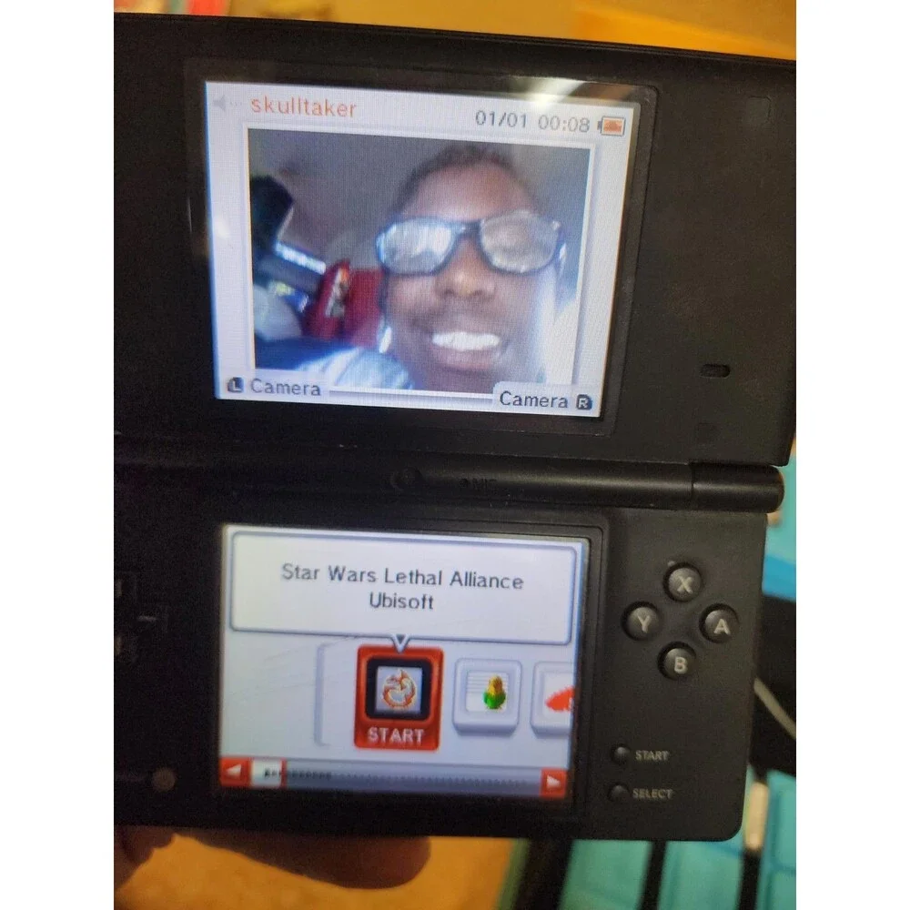 Nintendo 2DS Black/Blue Console Bundle W/ Case Charger & (5) Games *Tested